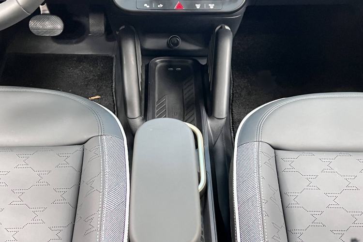 Used MINI Electric ACEMAN 2024 E Classic Edition Interior 8