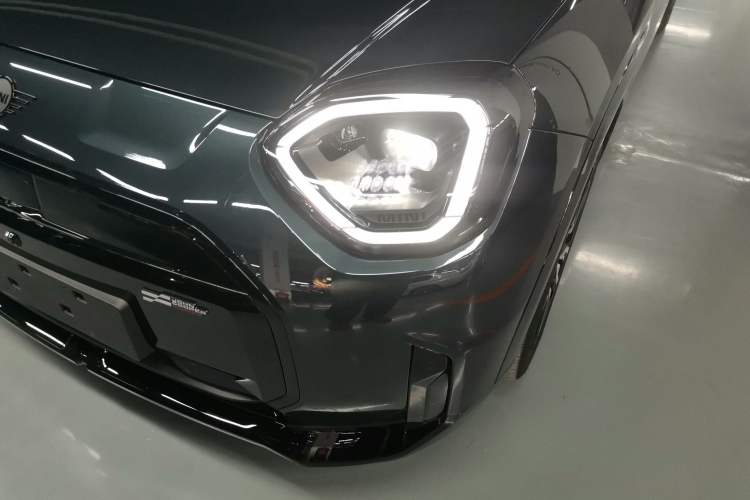 Used MINI Electric ACEMAN 2024 SE Racing Driver Left Front Headlight