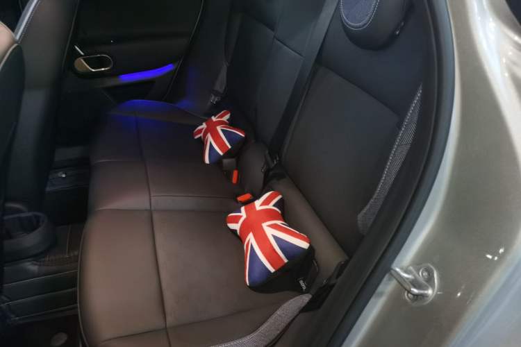 Used MINI Electric ACEMAN 2024 E Classic Edition Left Rear Seat