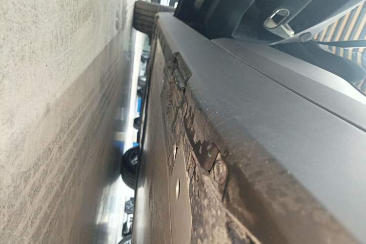 Used MINI Electric ACEMAN 2024 E Classic Edition Left Side Sill