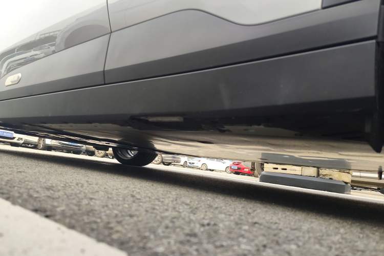 Used MINI Electric ACEMAN 2024 SE Artist Left Side Sill