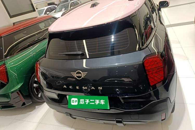 Used MINI Electric ACEMAN 2024 E Classic Edition Rear