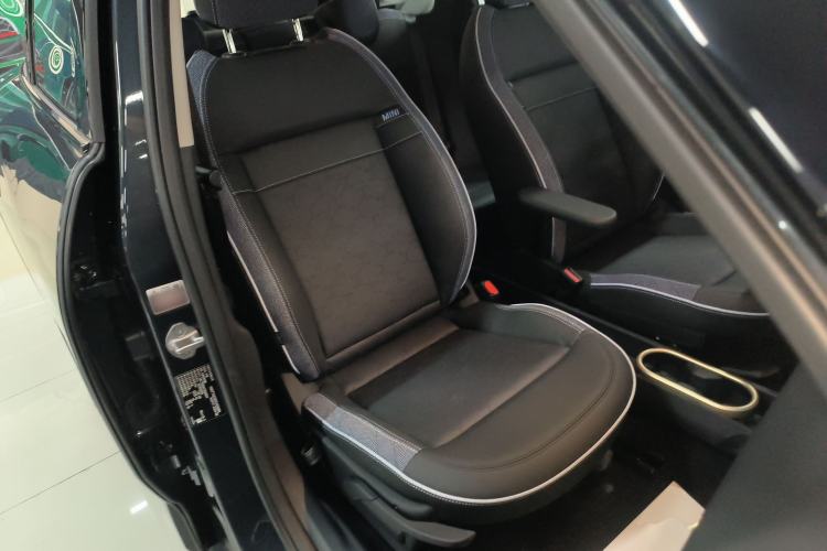 Used MINI Electric ACEMAN 2024 E Classic Edition Right Front Seat