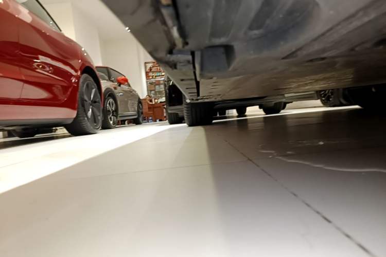 Used MINI Electric ACEMAN 2024 E Classic Edition Right Side Sill