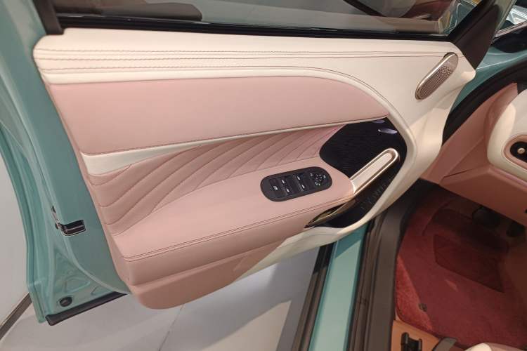 Used MINI Electric ACEMAN 2024 E Classic Edition Interior 7