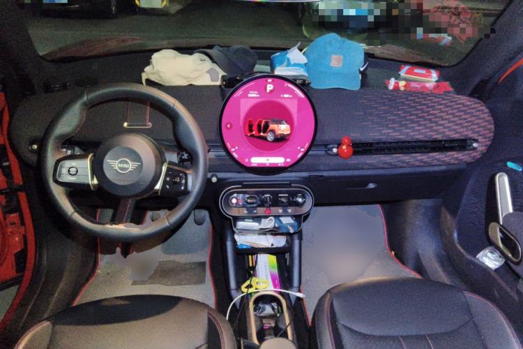 Used MINI Electric ACEMAN 2024 SE Racing Driver Center Console