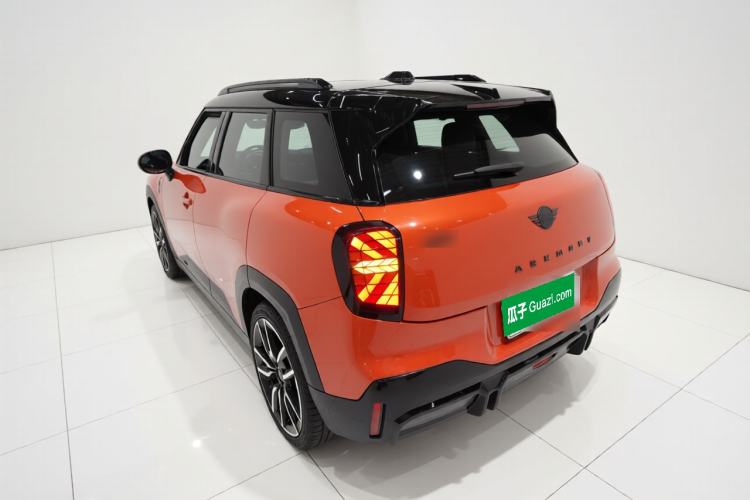 Used MINI Electric ACEMAN 2024 SE Racing Driver Exterior 2