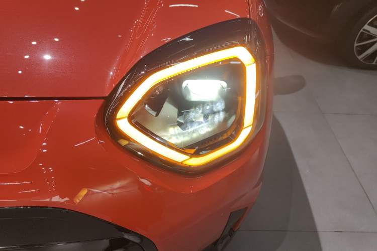 Used MINI Electric ACEMAN 2024 SE Racing Driver Left Front Headlight
