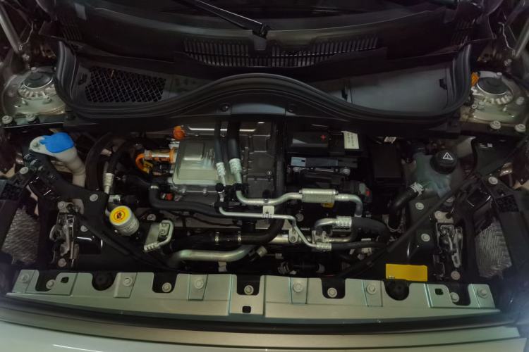 Used MINI Electric ACEMAN 2024 SE Artist Engine Bay