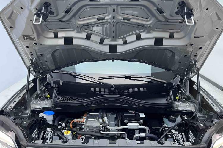 Used MINI Electric ACEMAN 2024 E Classic Edition Engine Bay