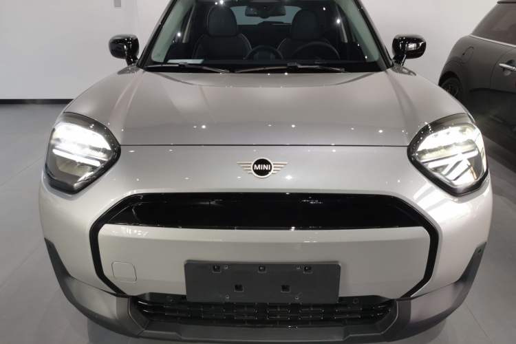 Used MINI Electric ACEMAN 2024 E Classic Edition Front