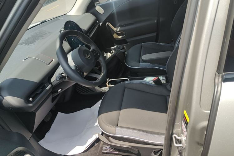 Used MINI Electric ACEMAN 2024 E Classic Edition Left Front Seat