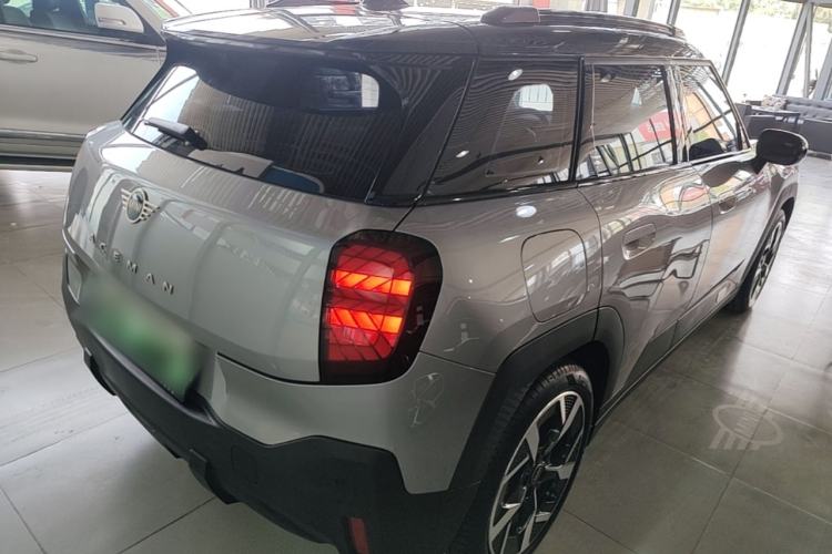 Used MINI Electric ACEMAN 2024 E Classic Edition Rear Right 45 Deg