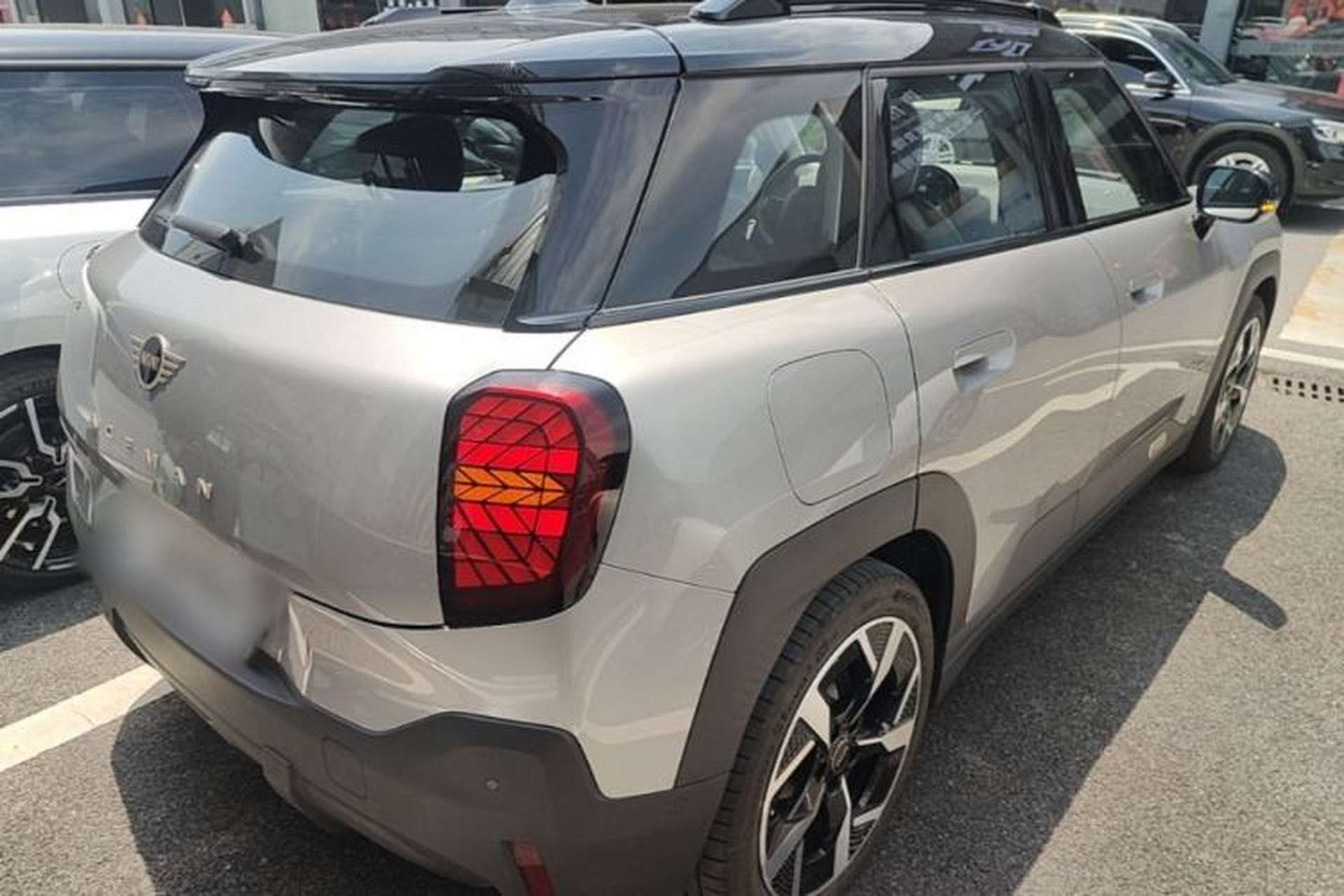 Used MINI Electric ACEMAN 2024 E Classic Edition Rear Right 45 Deg