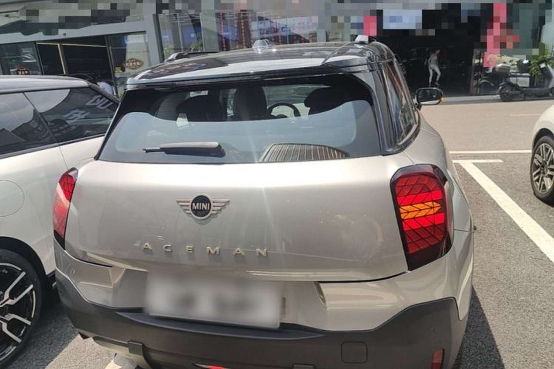 Used MINI Electric ACEMAN 2024 E Classic Edition Rear