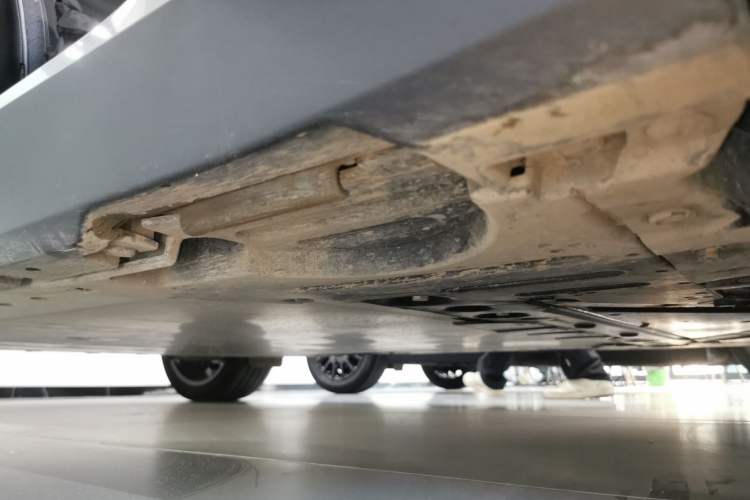 Used MINI Electric ACEMAN 2024 E Classic Edition Right Side Sill