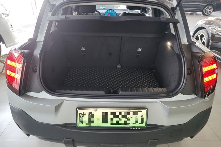 Used MINI Electric ACEMAN 2024 E Classic Edition Trunk