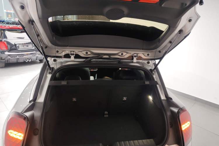 Used MINI Electric ACEMAN 2024 SE Racing Driver Trunk