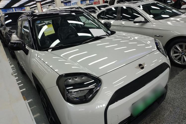Used MINI Electric ACEMAN 2024 E Grand Player Exterior 2