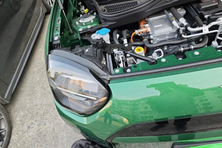 Used MINI Electric ACEMAN 2025 Model E Classic Style Engine Bay Right