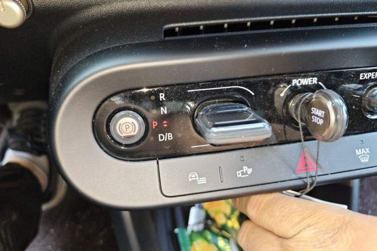 Used MINI Electric ACEMAN 2025 Model E Classic Style Gear Lever