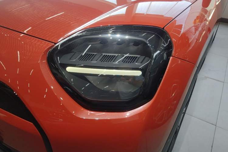 Used MINI Electric ACEMAN 2025 Model E Classic Style Left Front Headlight