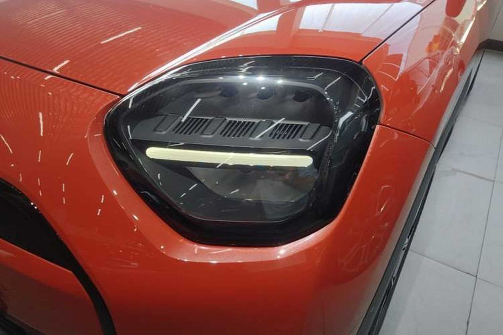 Used MINI Electric ACEMAN 2025 Model E Classic Style Left Front Headlight