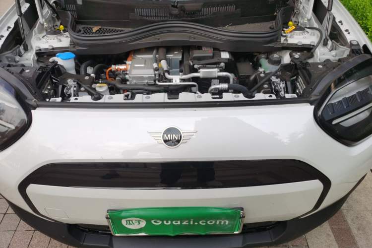 Used MINI Electric ACEMAN 2025 Model E Classic Style Engine Bay