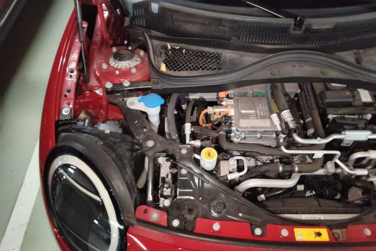 Used MINI Electric COOPER 2024 452km COOPER SE Racing Driver Engine Bay Right