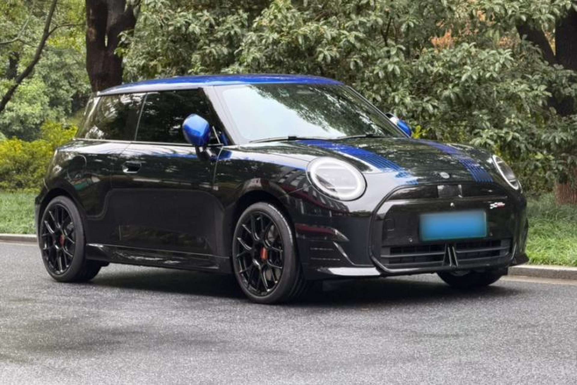Used MINI Electric COOPER 2024 452km COOPER SE Racing Driver Exterior 1