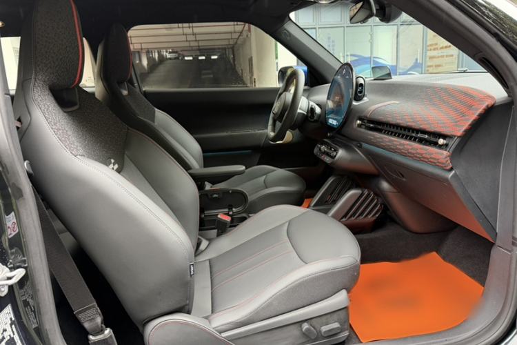 Used MINI Electric COOPER 2024 452km COOPER SE Racing Driver Interior 13