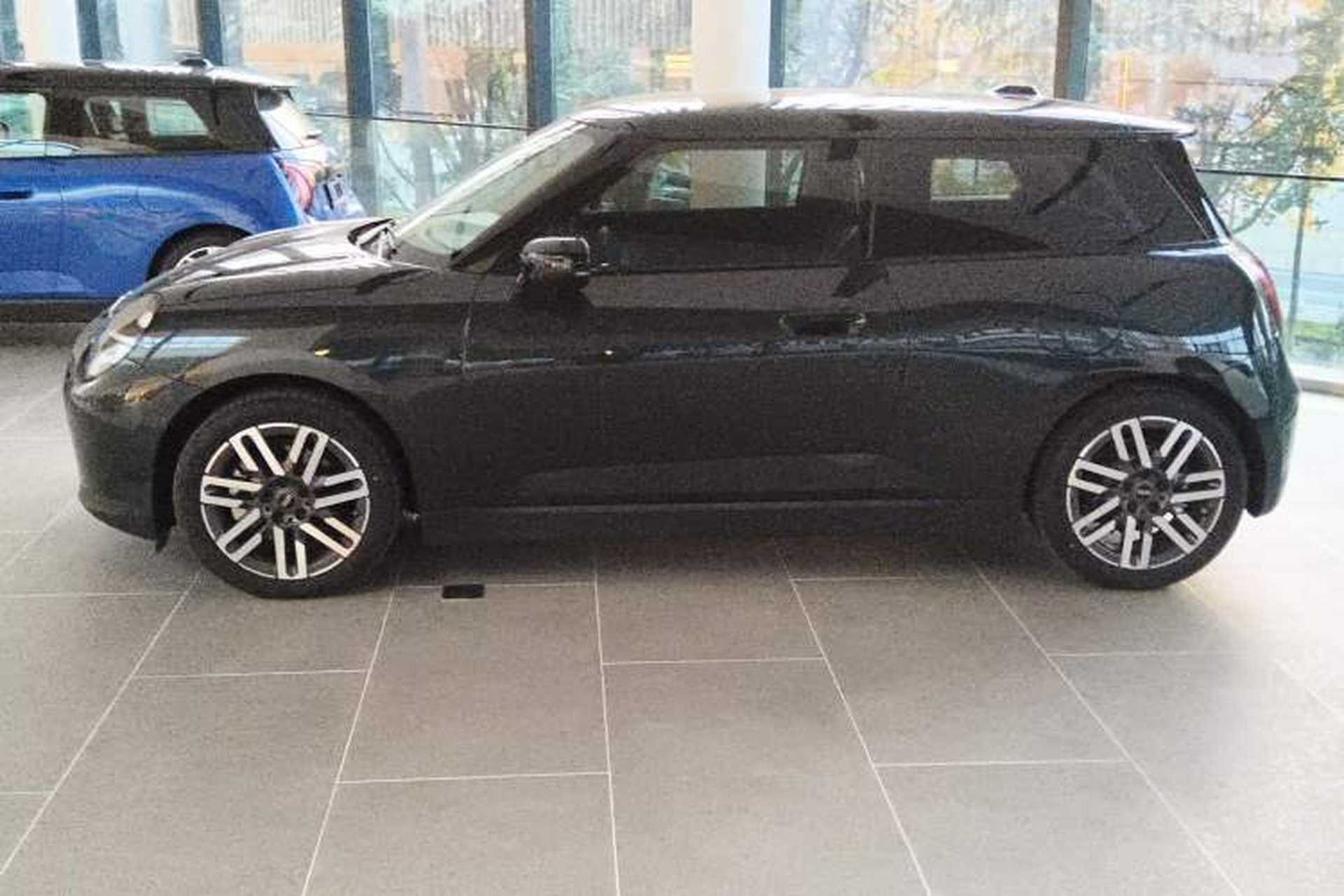 Used MINI Electric COOPER 2024 452km COOPER SE Racing Driver Left Side