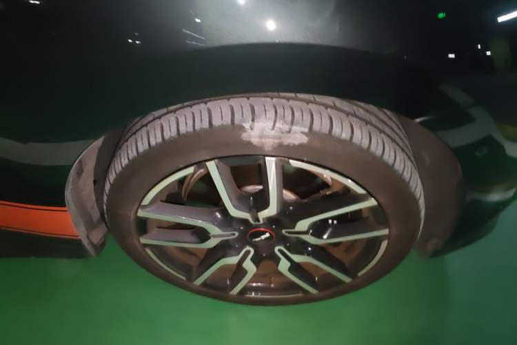 Used MINI Electric COOPER 2024 452km COOPER SE Racing Driver Right Front Wheel Hub