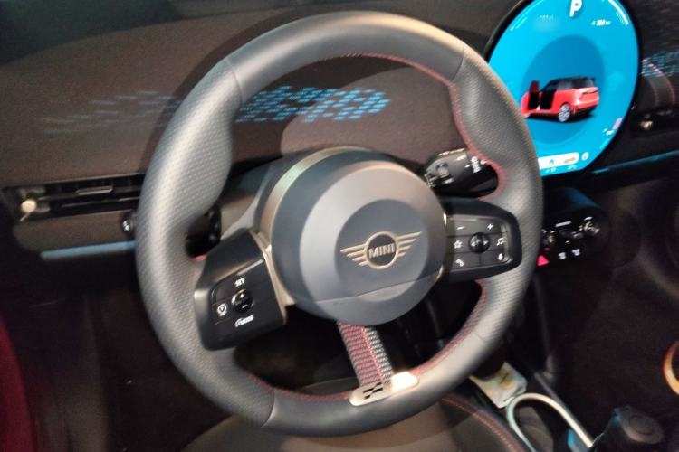 Used MINI Electric COOPER 2024 452km COOPER SE Racing Driver Steering Wheel
