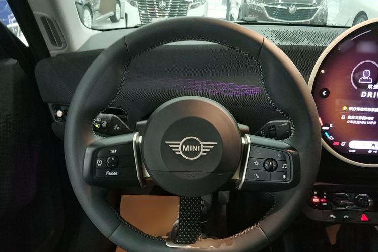 Used MINI Electric COOPER 2024 452km COOPER SE Artist Steering Wheel