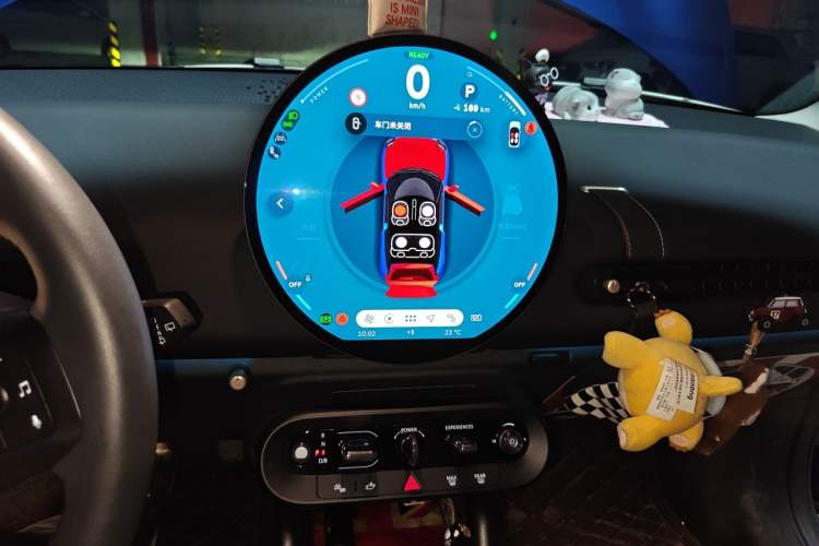 Used MINI Electric COOPER 2024 456km COOPER E Classic Edition Audio And AC Panel