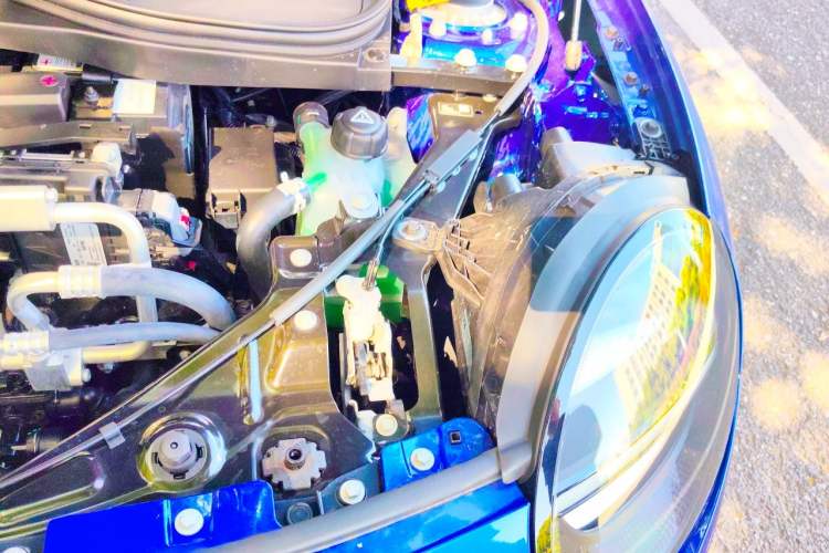 Used MINI Electric COOPER 2024 456km COOPER E Classic Edition Engine Bay Left