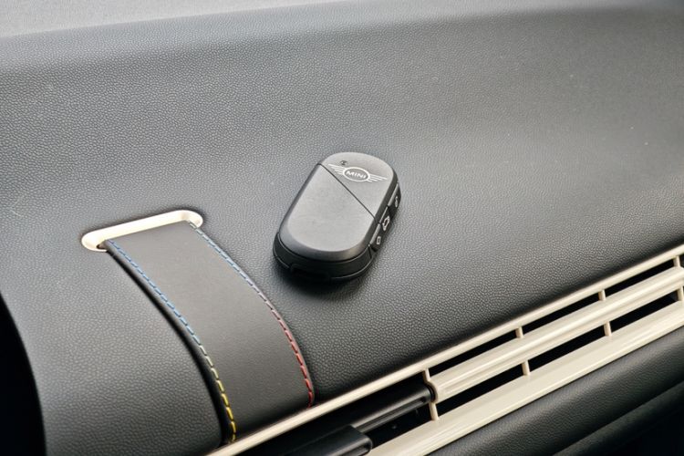 Used MINI Electric COOPER 2024 456km COOPER E Classic Edition Exterior 1