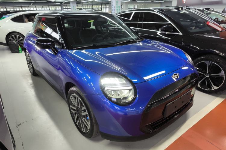 Used MINI Electric COOPER 2024 456km COOPER E Classic Edition Exterior 1