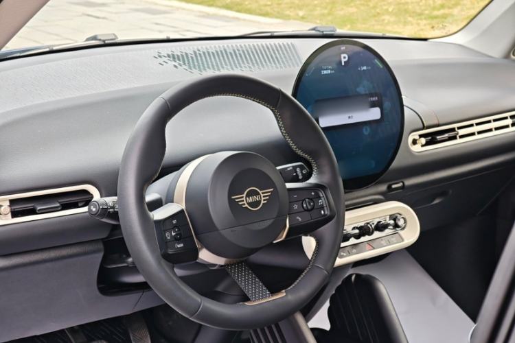 Used MINI Electric COOPER 2024 456km COOPER E Classic Edition Exterior 10