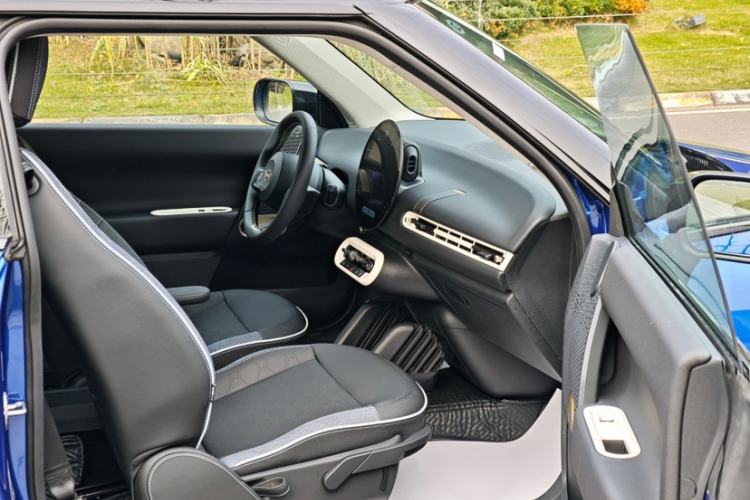 Used MINI Electric COOPER 2024 456km COOPER E Classic Edition Exterior 2