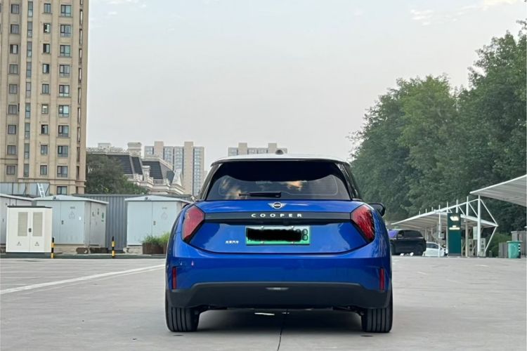 Used MINI Electric COOPER 2024 456km COOPER E Classic Edition Exterior 5