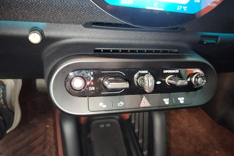 Used MINI Electric COOPER 2024 452km COOPER SE Artist Gear Lever