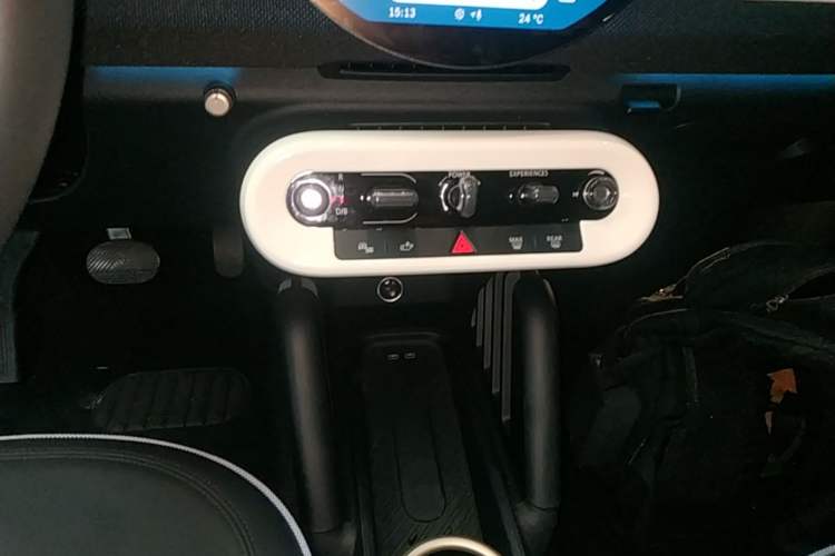 Used MINI Electric COOPER 2024 452km COOPER SE Artist Gear Lever