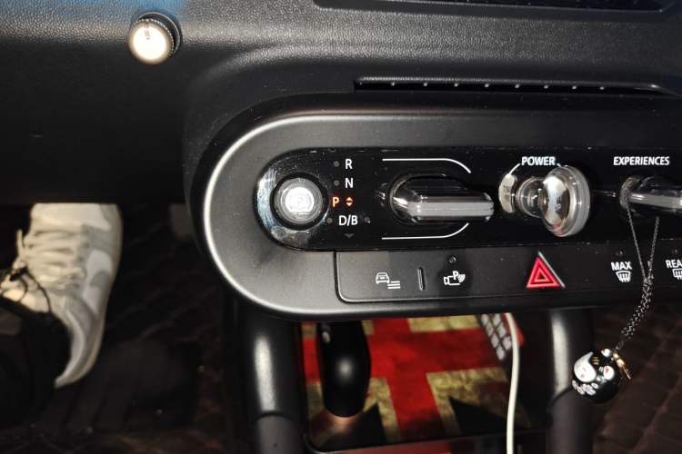 Used MINI Electric COOPER 2024 456km COOPER E Classic Edition Gear Lever