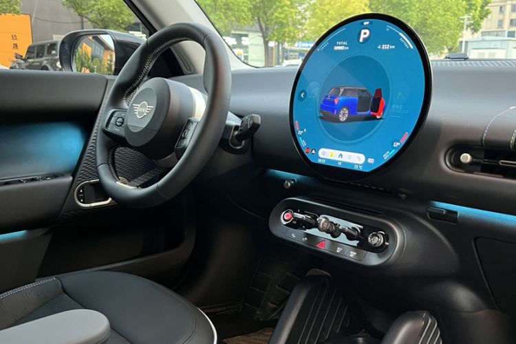 Used MINI Electric COOPER 2024 456km COOPER E Classic Edition Interior 1