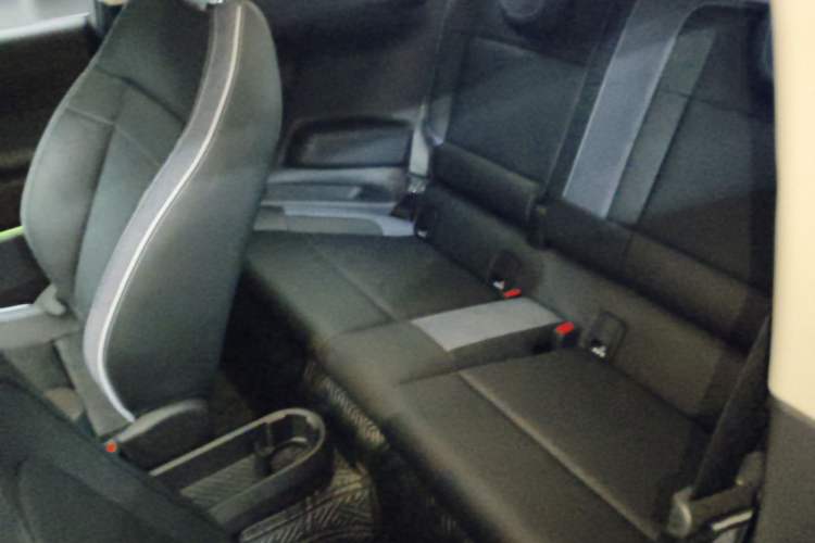 Used MINI Electric COOPER 2024 456km COOPER E Classic Edition Interior 4