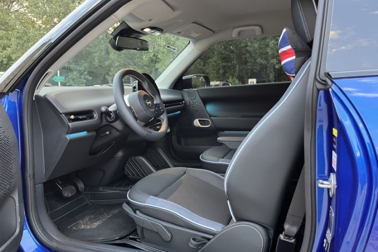 Used MINI Electric COOPER 2024 456km COOPER E Classic Edition Interior 8