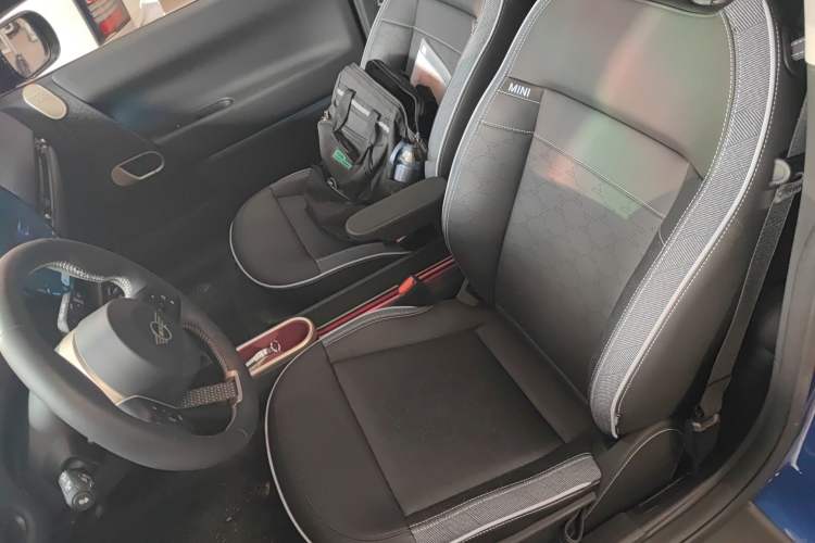 Used MINI Electric COOPER 2024 456km COOPER E Classic Edition Left Front Seat