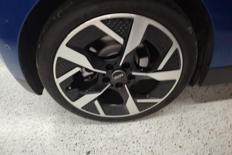 Used MINI Electric COOPER 2024 452km COOPER SE Artist Right Rear Wheel Hub
